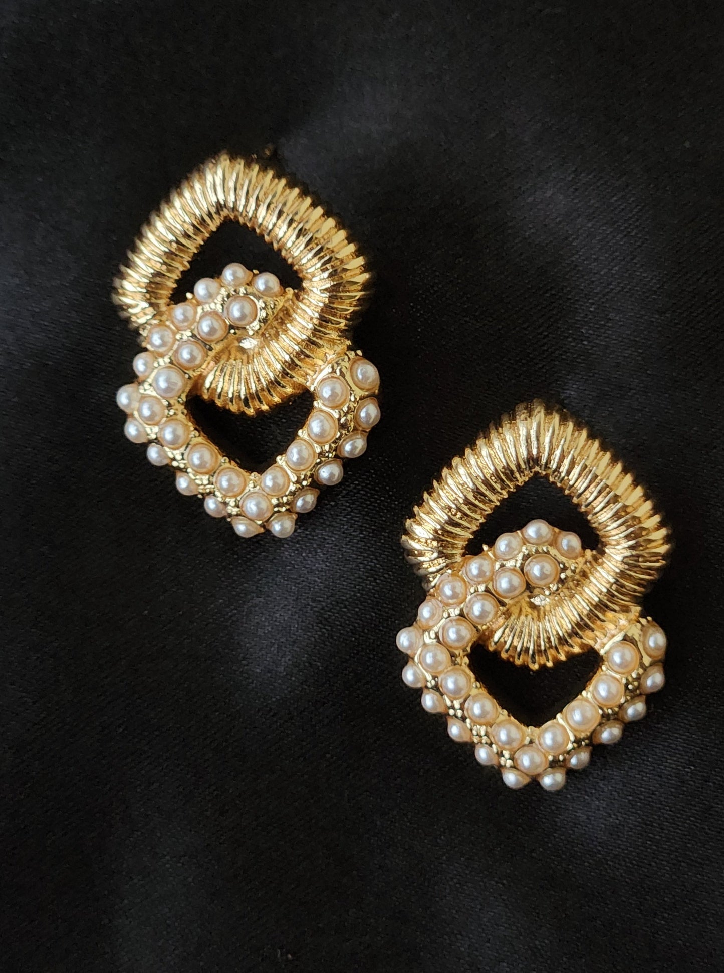 Vintage-Inspired Pearl Earrings