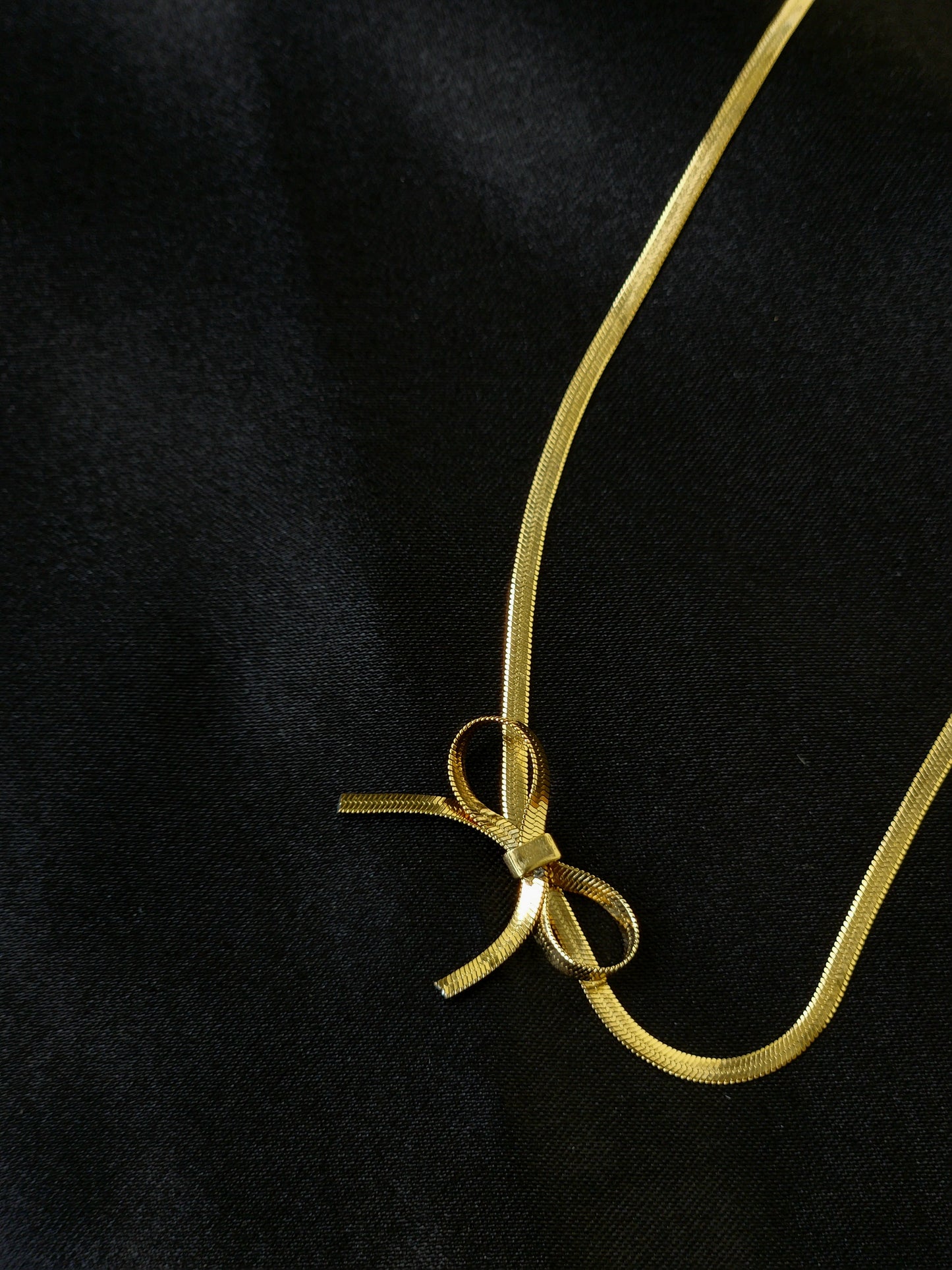 Bow Choker Necklace