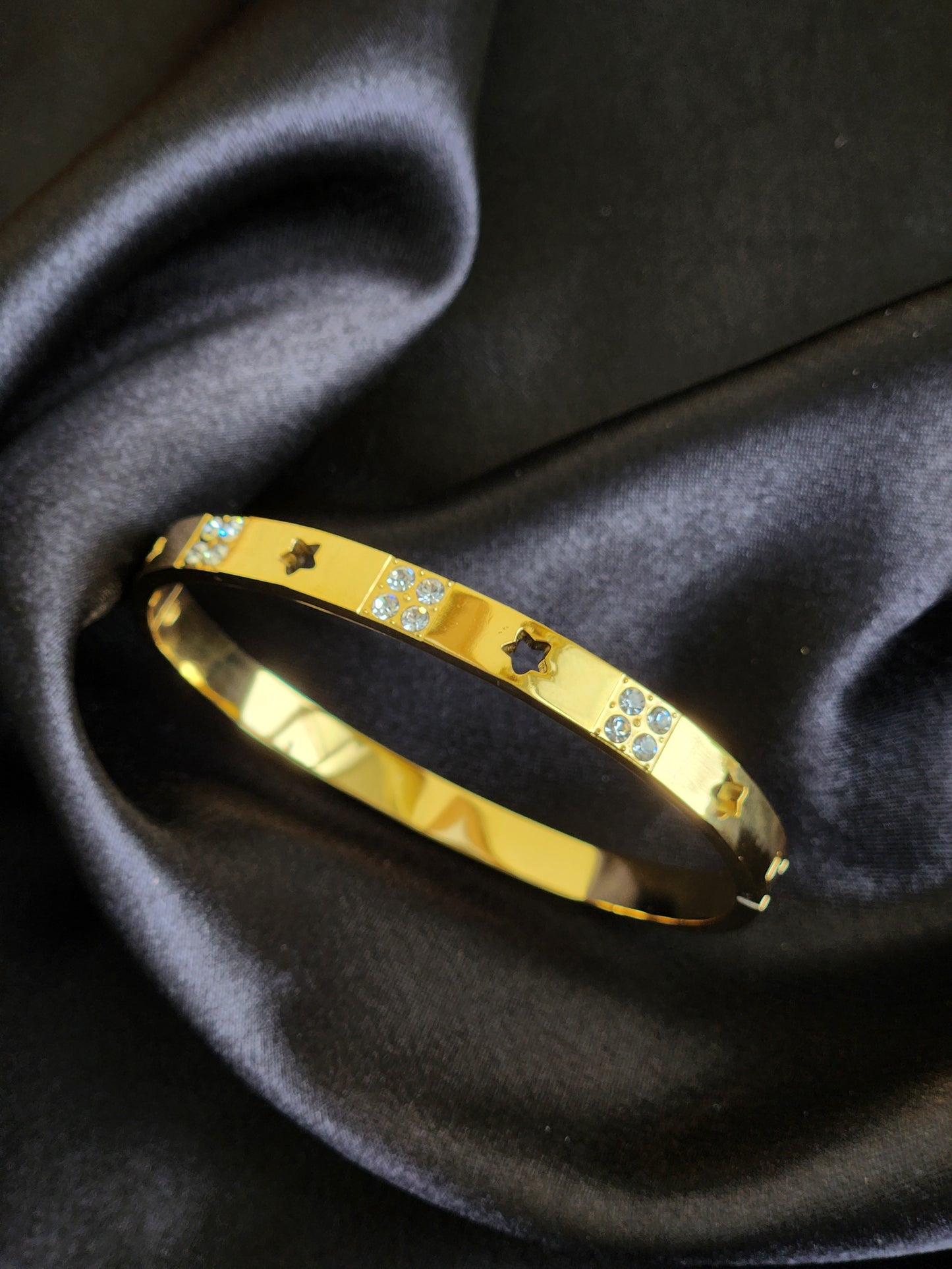 Gold-Plated Star and Crystal Bangle Bracelet