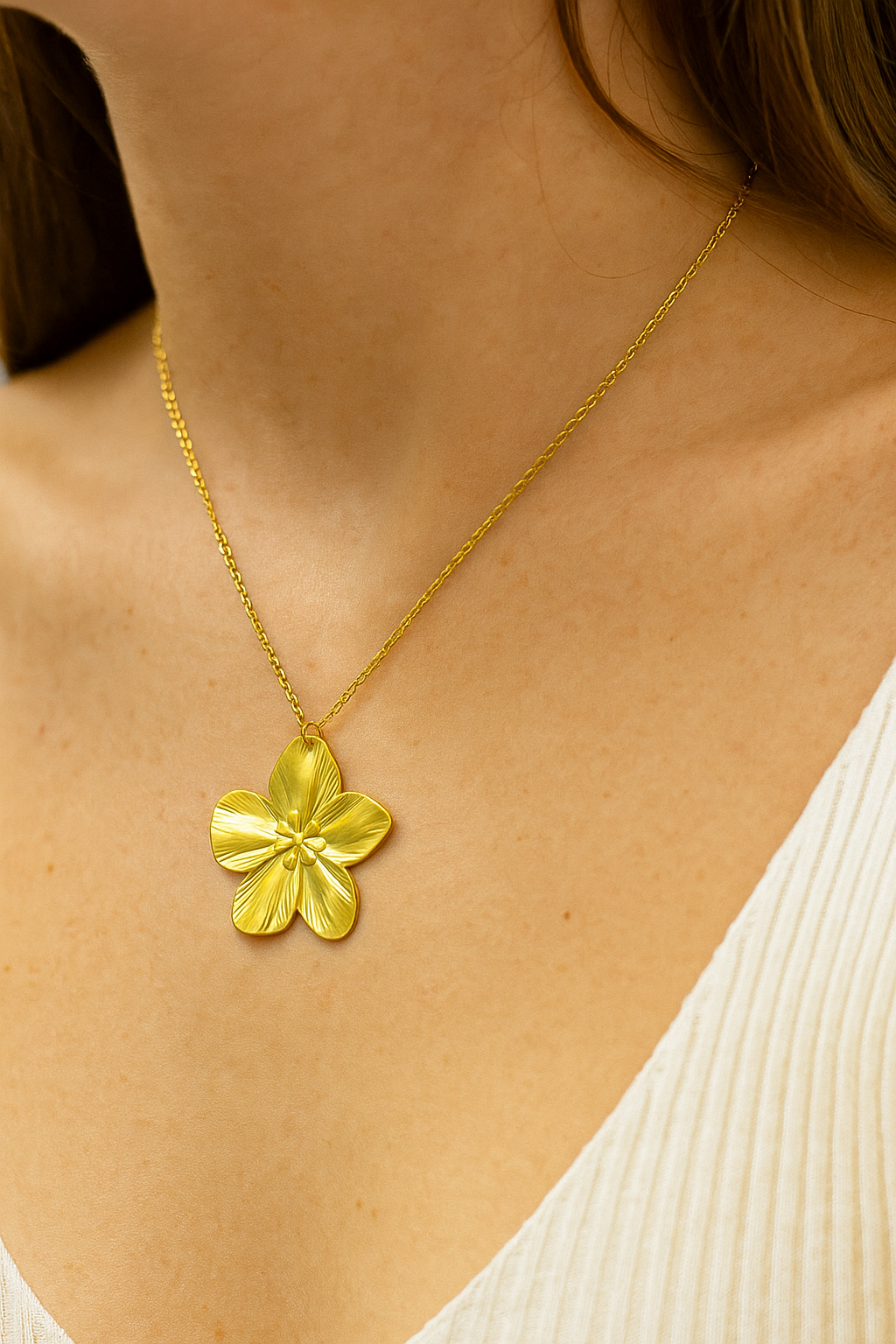 Flower Blossom Pendant Necklace